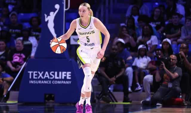 🤕WNBA状元佩奇触发脑震荡保护协议，将至少缺席两场比赛