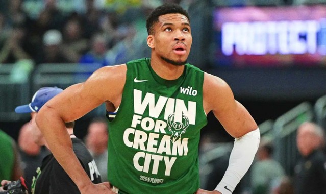 示好绿军，字母哥决定恐引爆联盟，雄鹿推倒重建？里弗斯成背锅侠|吉安尼斯·安特托孔波|凯尔特人|季后赛|扬尼斯-阿德托昆博|波士顿凯尔特人队_新浪体育_新浪新闻