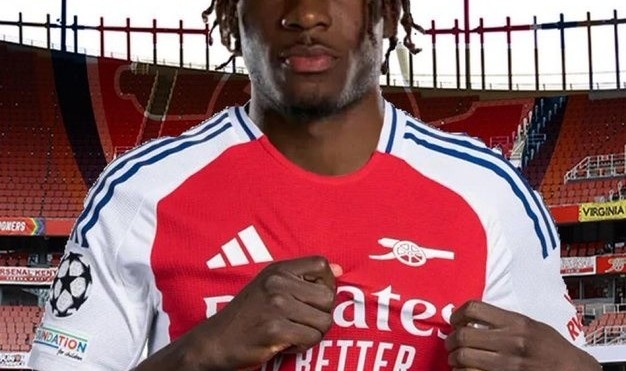 8868体育平台-罗布森：马杜埃凯将给马丁内利带来挑战，他们会竞争左边路位置