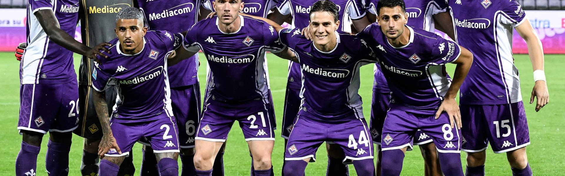 拉齐奥vs佛罗伦萨，《Open Var》：庞格拉契奇-吉拉的犯规接触。关于古德蒙德松没有点球